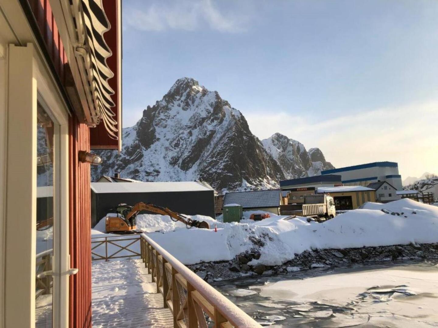 Nora'S Waterfront Cabin Svolvær Exterior foto
